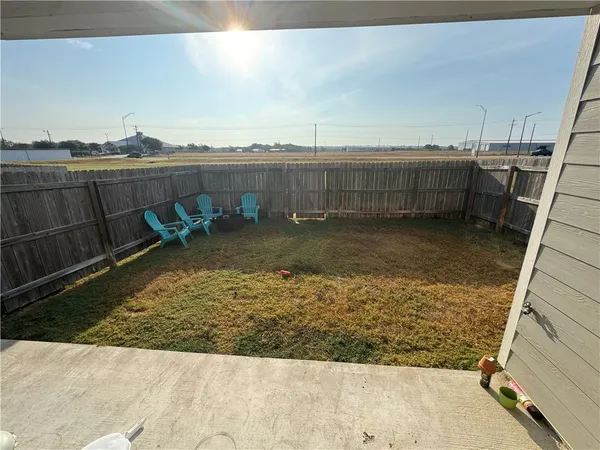 $2,800 | 3529 Summerway Drive, College Station, TX 77845