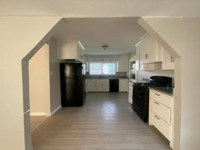 $193,000 | 1114 East Pecan Street, Angleton, TX 77515