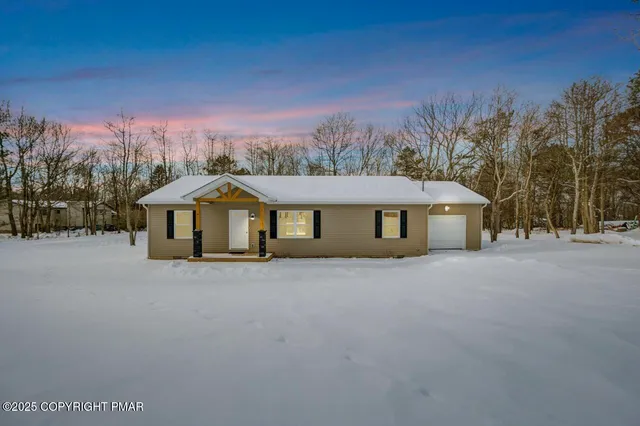 $324,900 | 39 Berryman Lane, Albrightsville, PA 18210