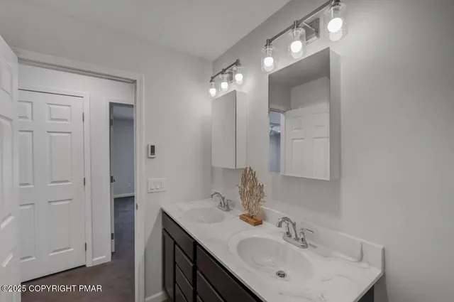 $324,900 | 39 Berryman Lane, Albrightsville, PA 18210