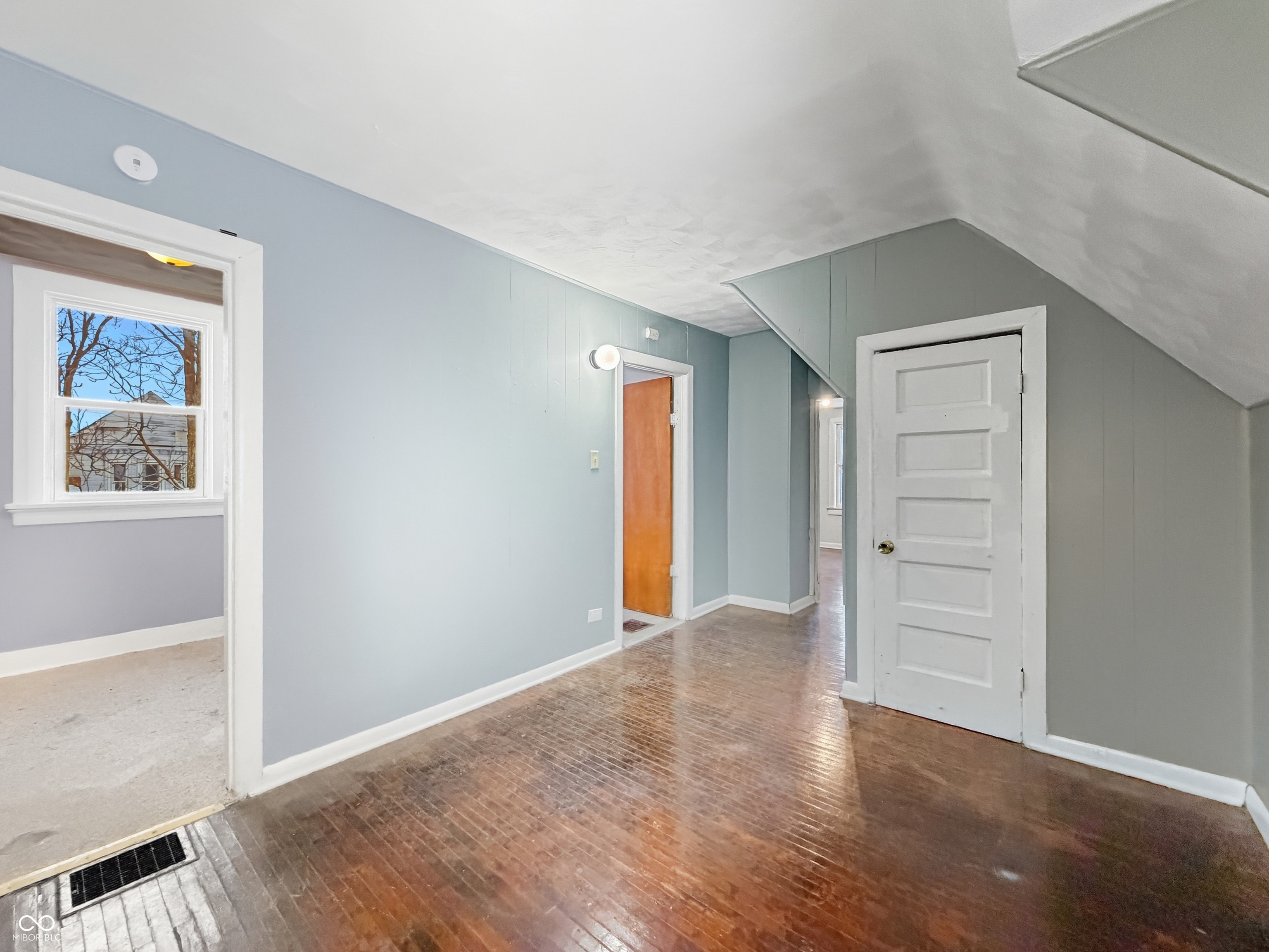 820 East Lewis Street Fort Wayne, IN 46803 - Photo 29 of 41