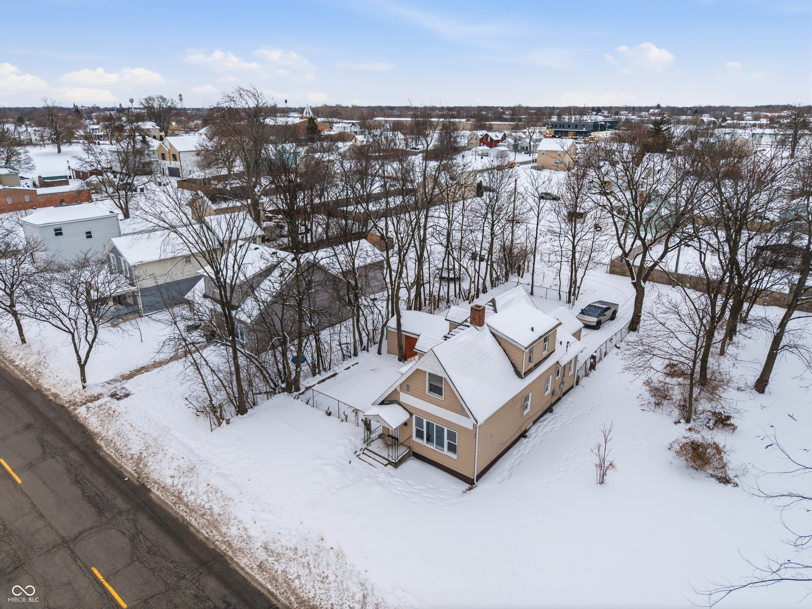 820 East Lewis Street Fort Wayne, IN 46803 - Photo 4 of 41