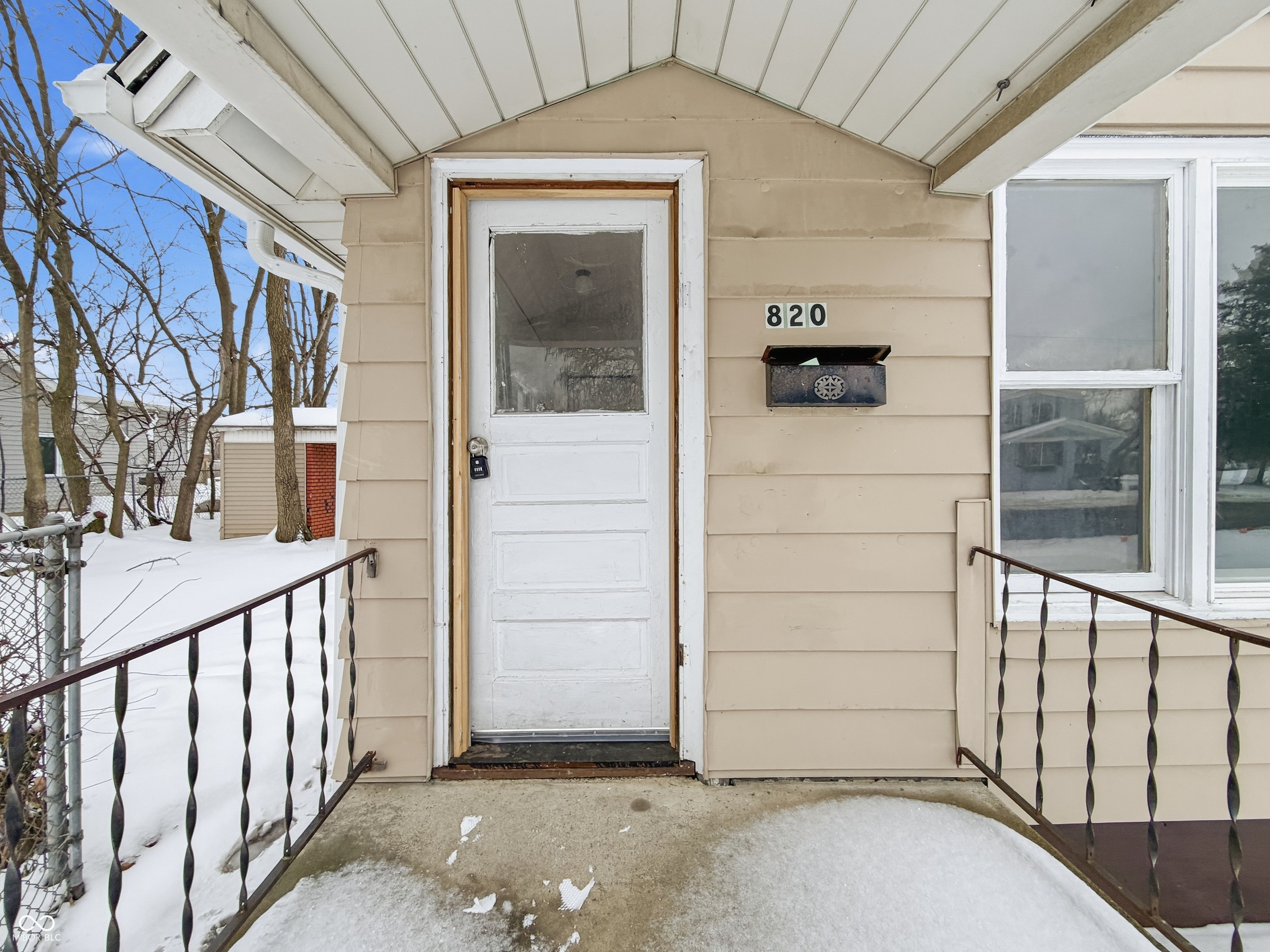 820 East Lewis Street Fort Wayne, IN 46803 - Photo 6 of 41