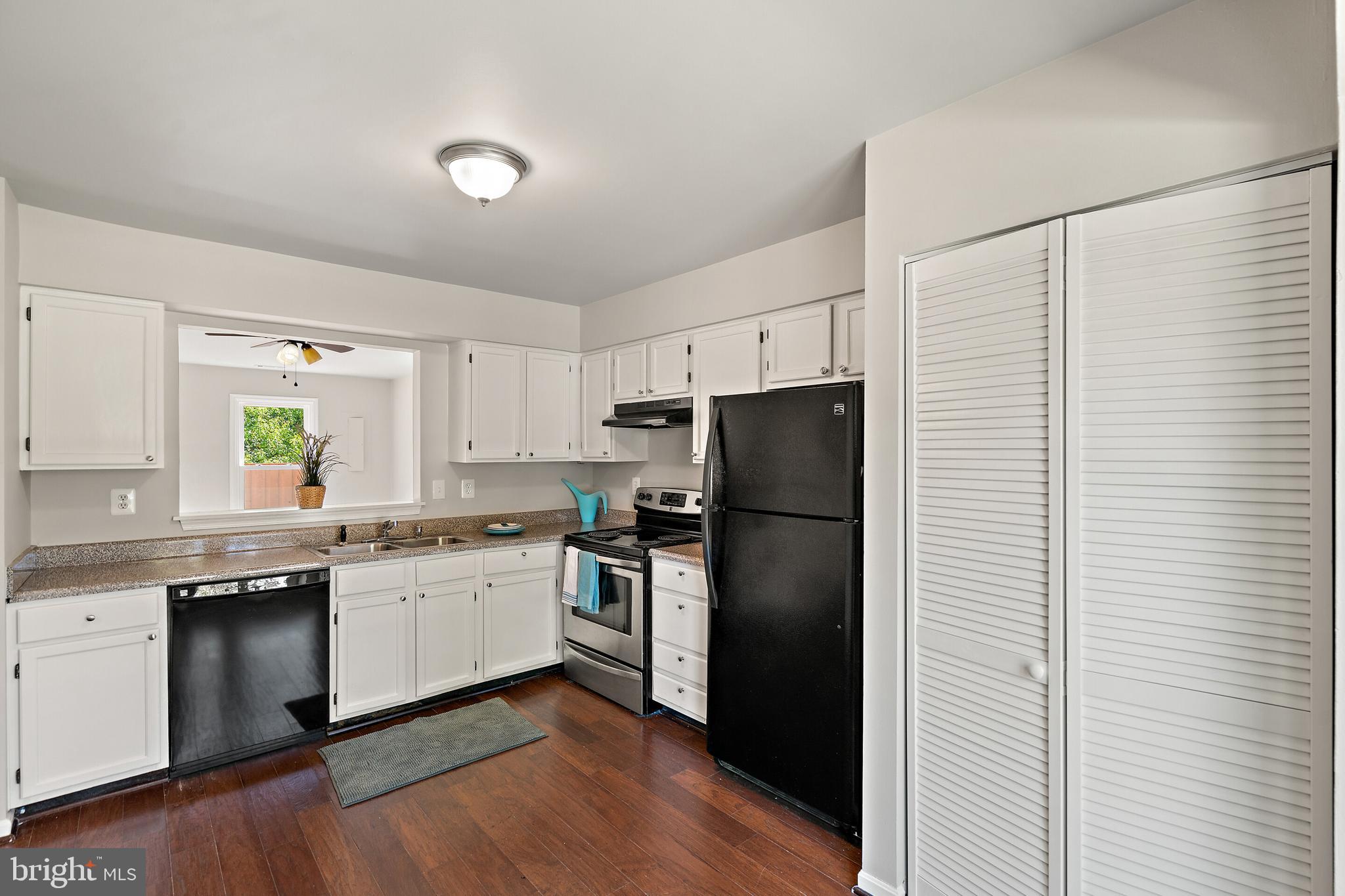 7325 Rokeby Drive Manassas, VA 20109 - Photo 13 of 43 Gallery Image 13