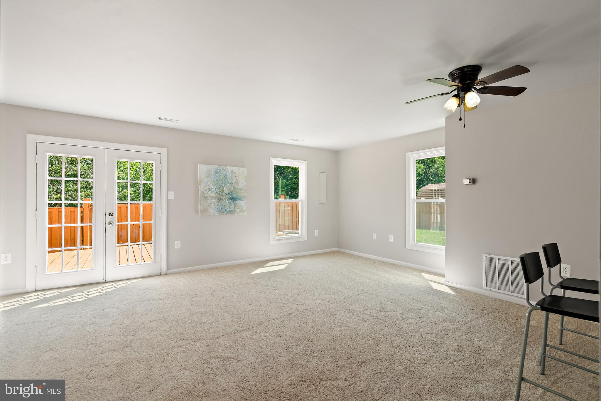 7325 Rokeby Drive Manassas, VA 20109 - Photo 3 of 43 Gallery Image 3