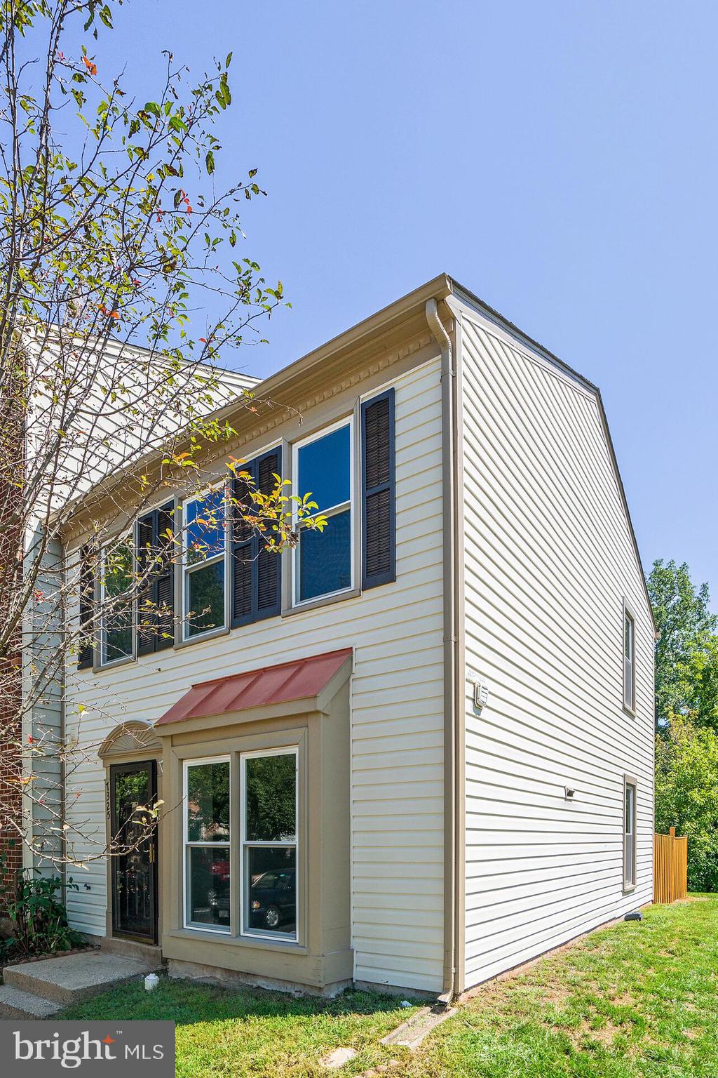 7325 Rokeby Drive Manassas, VA 20109 - Photo 5 of 43 Gallery Image 5