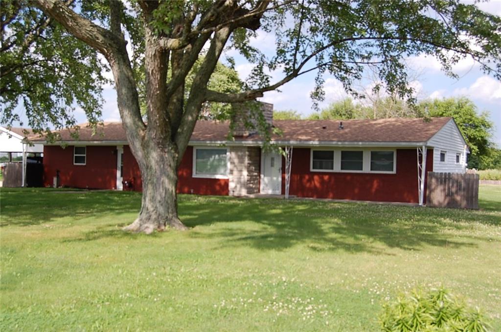 4240 South New Columbus Road Anderson, IN 46013 - Photo 2 of 21 Gallery Image 2