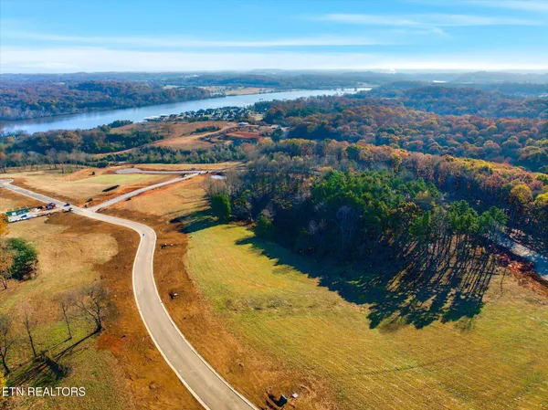 $229,900 | 4344 Old Dogwood Trail, Loudon, TN 37774