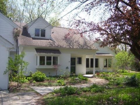 1251 East Avon Circle Rochester, MI 48309 - Photo 8 of 12 825010-7.JPG