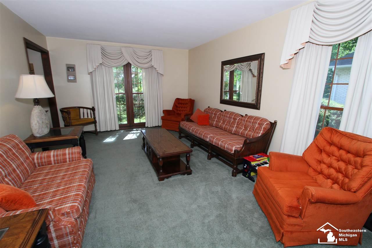 1302 Strasburg Road Monroe, MI 48161 - Photo 11 of 31