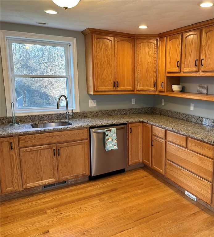 73 Service Road West Warwick, RI 02893 - Photo 10 of 32 Kitchen