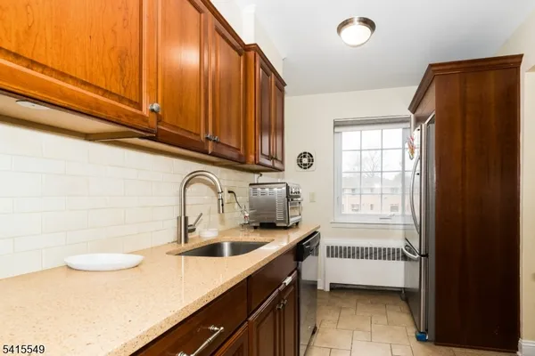 $2,450 | 16 Troy Drive, Springfield, NJ 07081