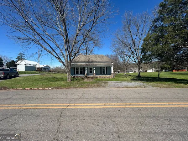 $150,000 | 186 Calhoun Street, Fairmount, GA 30139