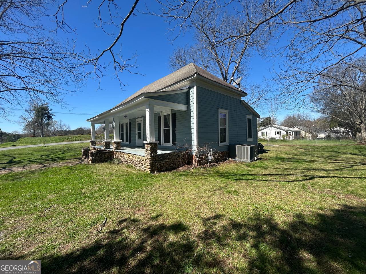 186 Calhoun Street Fairmount, GA 30139 - Photo 7 of 57