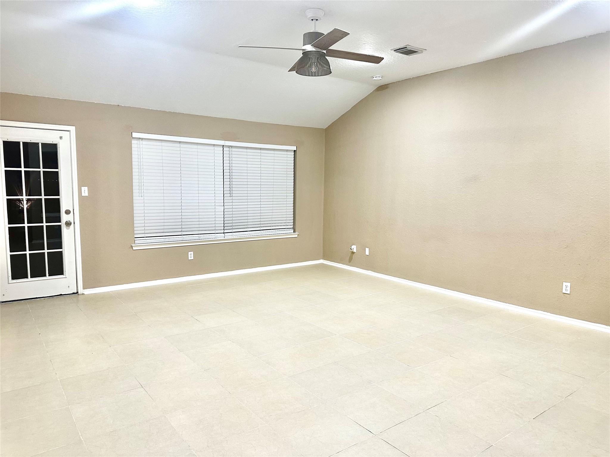 23023 Canal Road Richmond, TX 77406 - Photo 15 of 30