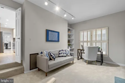 $950,000 | 419 Watts Branch Parkway, Potomac, MD 20854