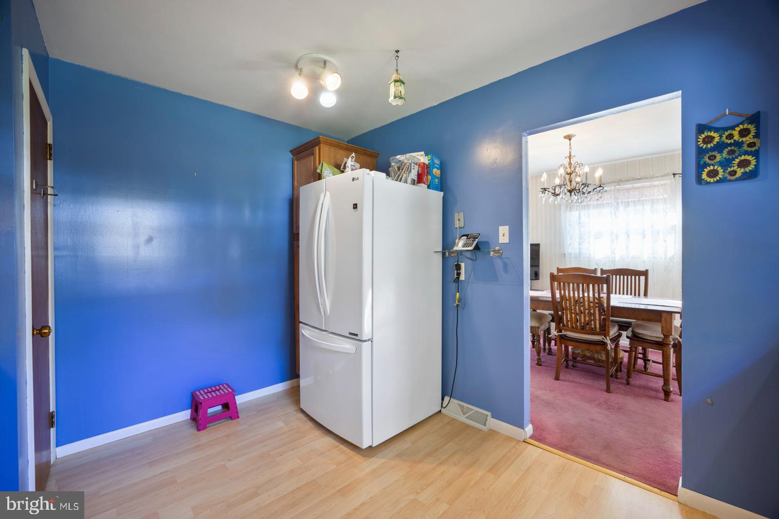 380 Parry Road Warminster, PA 18974 - Photo 14 of 32 Kitchen