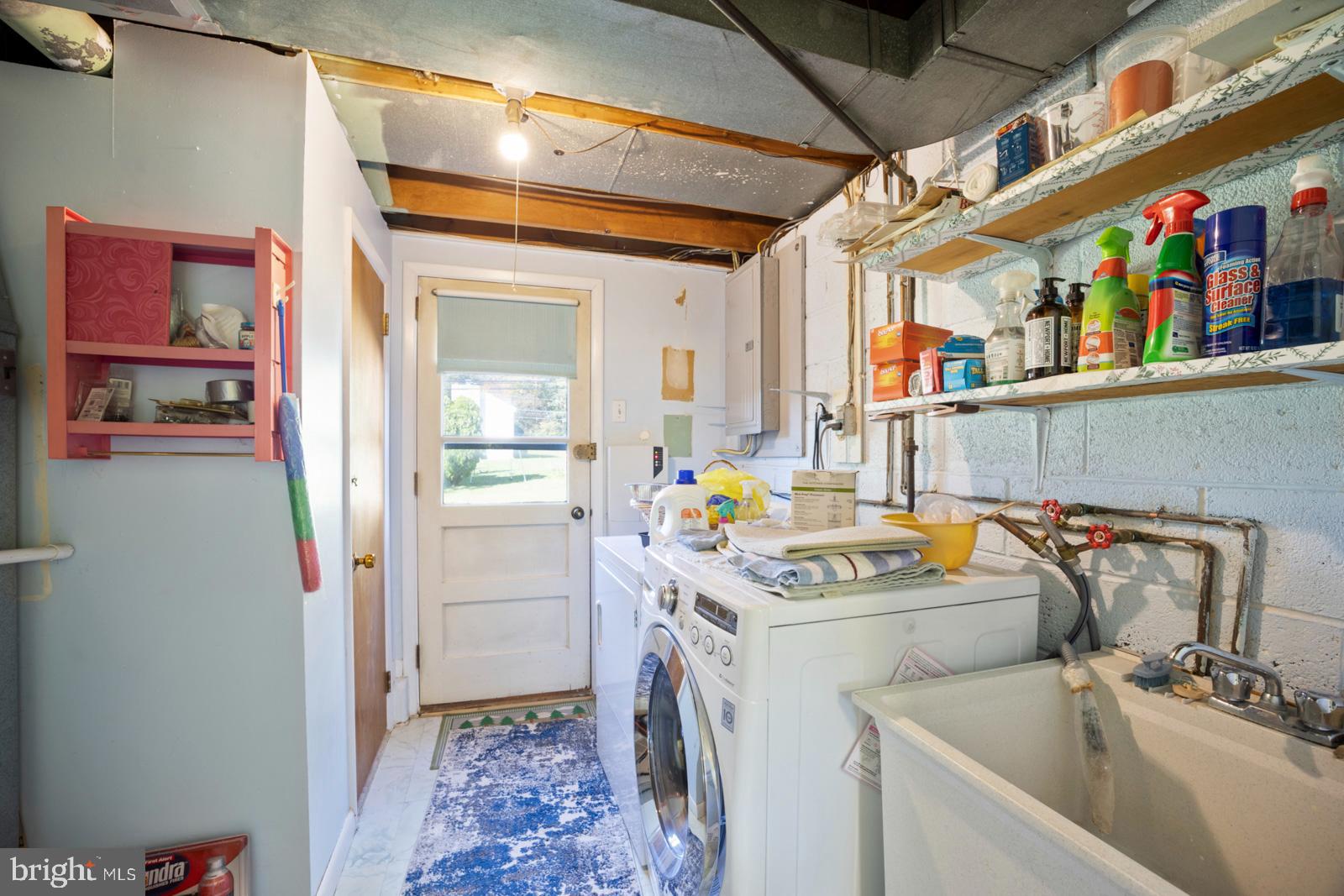 380 Parry Road Warminster, PA 18974 - Photo 22 of 32 Laundry