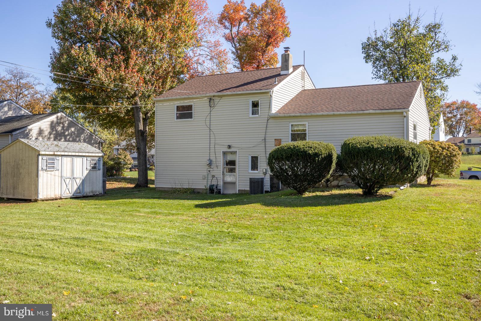 380 Parry Road Warminster, PA 18974 - Photo 24 of 32 Back Yard