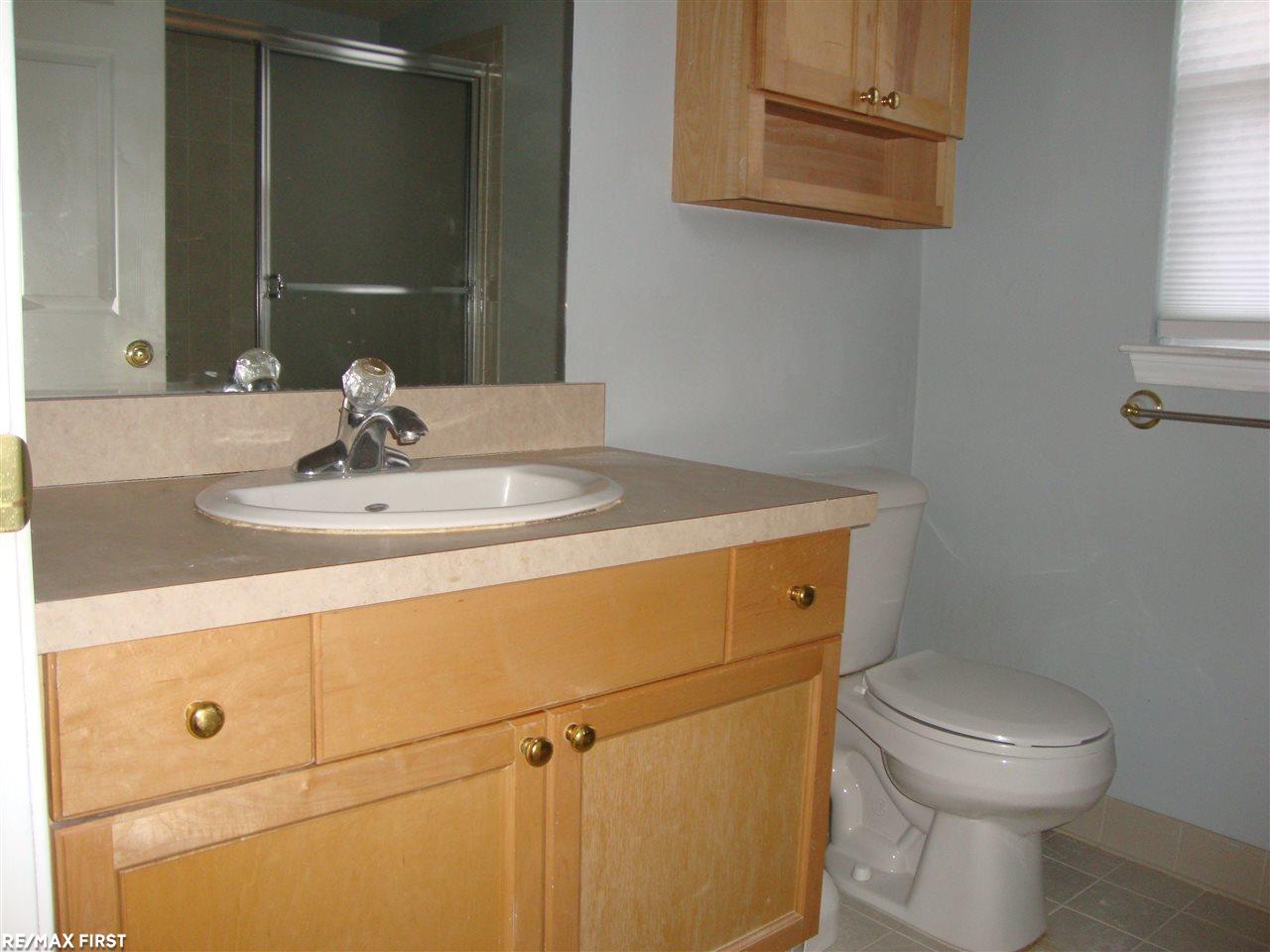 3633 Oakmonte Boulevard Rochester, MI 48306 - Photo 8 of 21