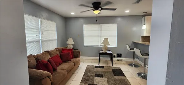$1,750 | 10706 North 15th Street, Unit A, Tampa, FL 33612