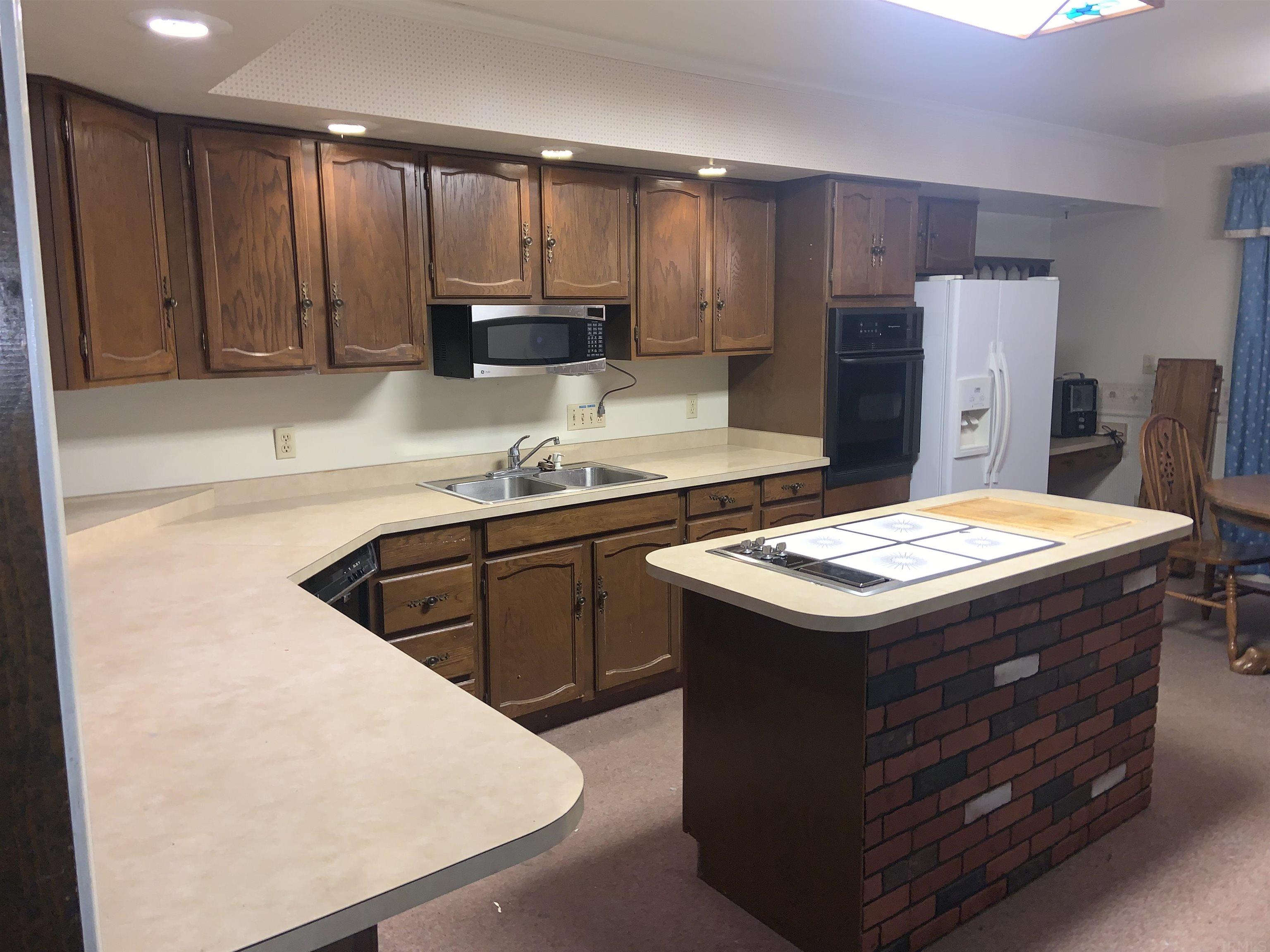 6328 Hathaway Road Fort Wayne, IN 46818 - Photo 5 of 6