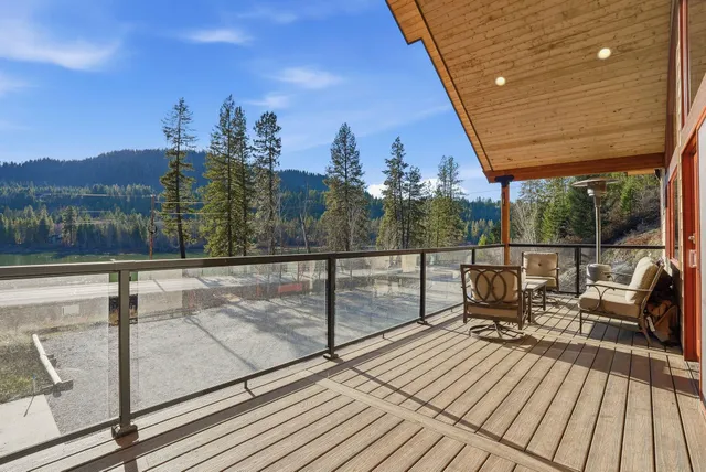 $895,950 | 2448 Le Clerc Road South, Newport, WA 99156