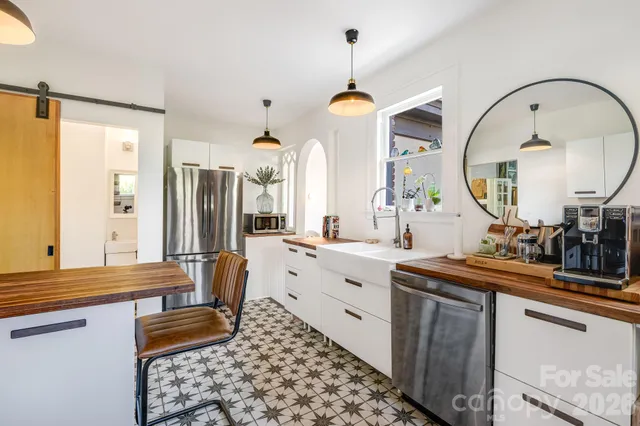 $985,000 | 74 St Dunstans Circle, Asheville, NC 28803