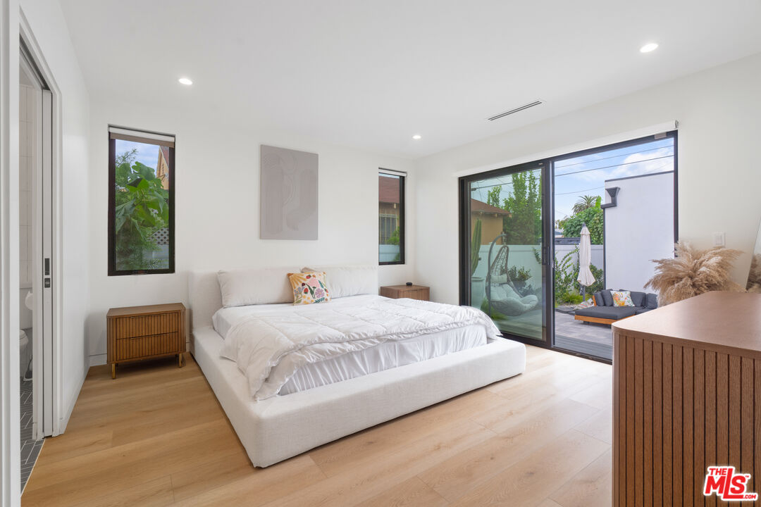 2911 South Rimpau Boulevard, Unit 2909 Los Angeles, CA 90016 - Photo 15 of 52