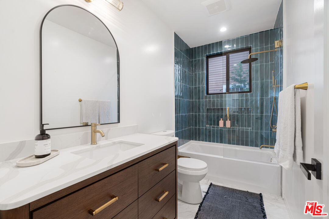 2911 South Rimpau Boulevard, Unit 2909 Los Angeles, CA 90016 - Photo 23 of 52