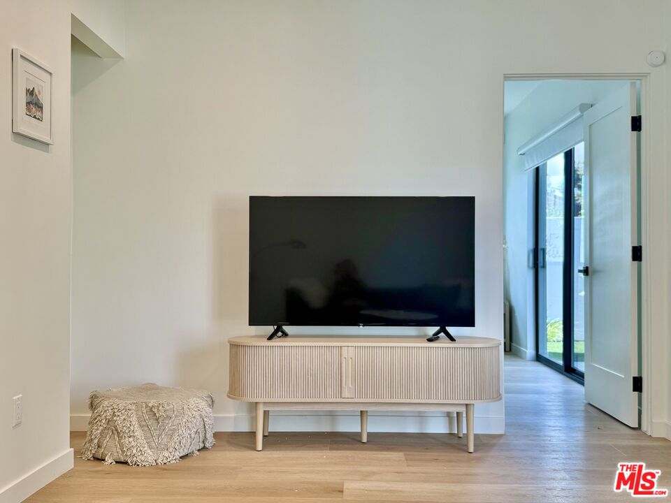 2911 South Rimpau Boulevard, Unit 2909 Los Angeles, CA 90016 - Photo 37 of 52