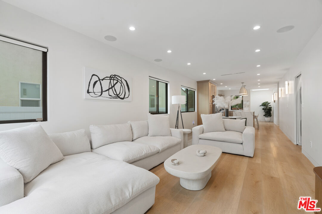 2911 South Rimpau Boulevard, Unit 2909 Los Angeles, CA 90016 - Photo 9 of 52