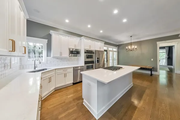 $1,150,000 | 3901 Hazelhurst Drive Northeast, Marietta, GA 30066