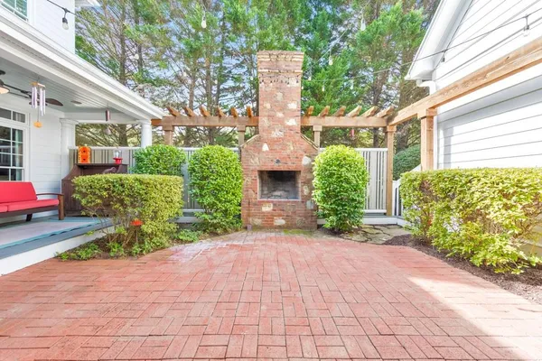 $1,150,000 | 3901 Hazelhurst Drive Northeast, Marietta, GA 30066