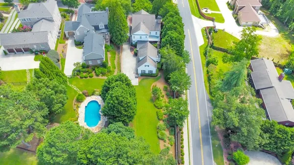 $1,150,000 | 3901 Hazelhurst Drive Northeast, Marietta, GA 30066