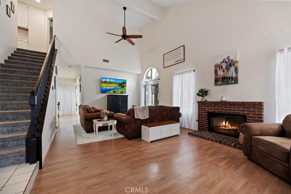 19971 Westerly Drive Riverside, CA 92508 - Photo 11 of 41 Living Room