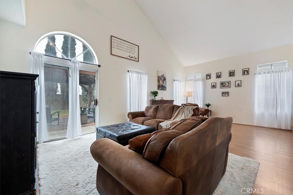 19971 Westerly Drive Riverside, CA 92508 - Photo 14 of 41 Living Room