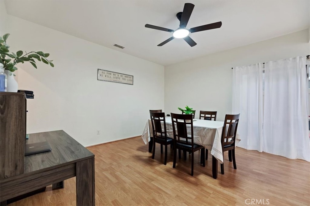 19971 Westerly Drive Riverside, CA 92508 - Photo 21 of 41 Dining Room