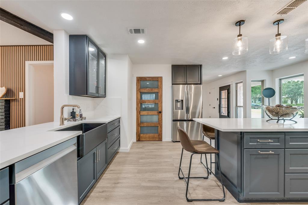 11231 McCree Road Dallas, TX 75238 - Photo 13 of 28
