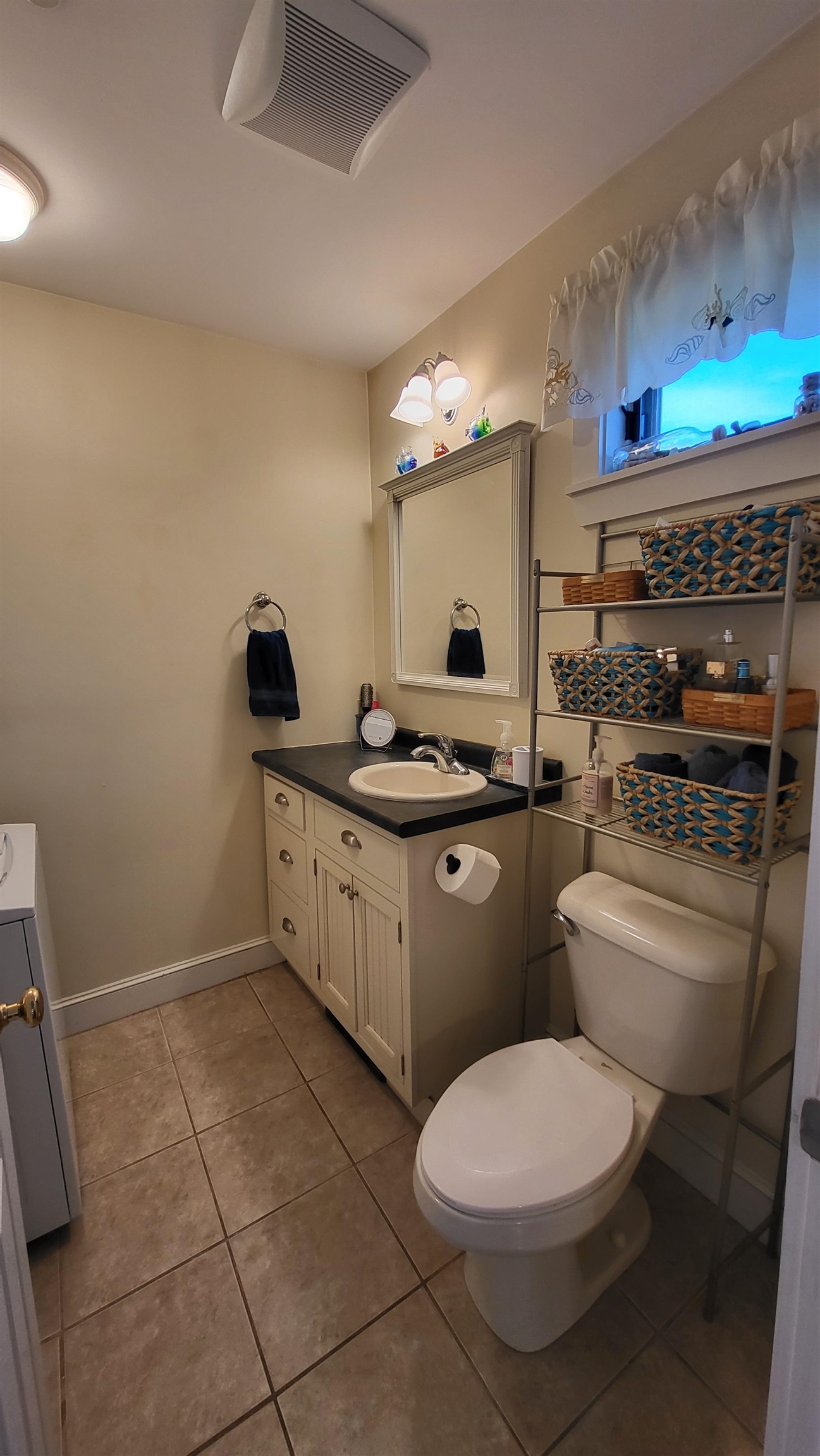 196 East Main Street, Unit 5 (OLD 103) Conway, NH 03818 - Photo 16 of 37