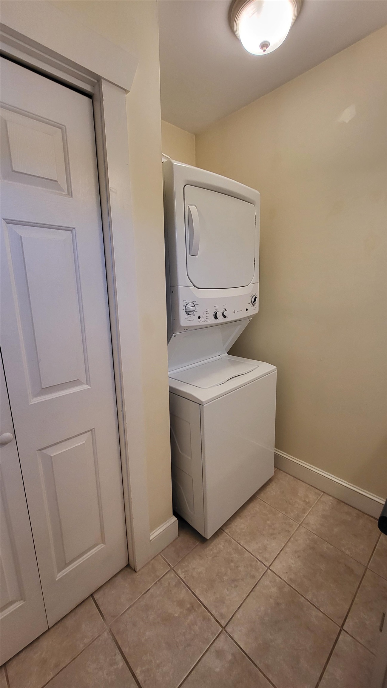 196 East Main Street, Unit 5 (OLD 103) Conway, NH 03818 - Photo 17 of 37