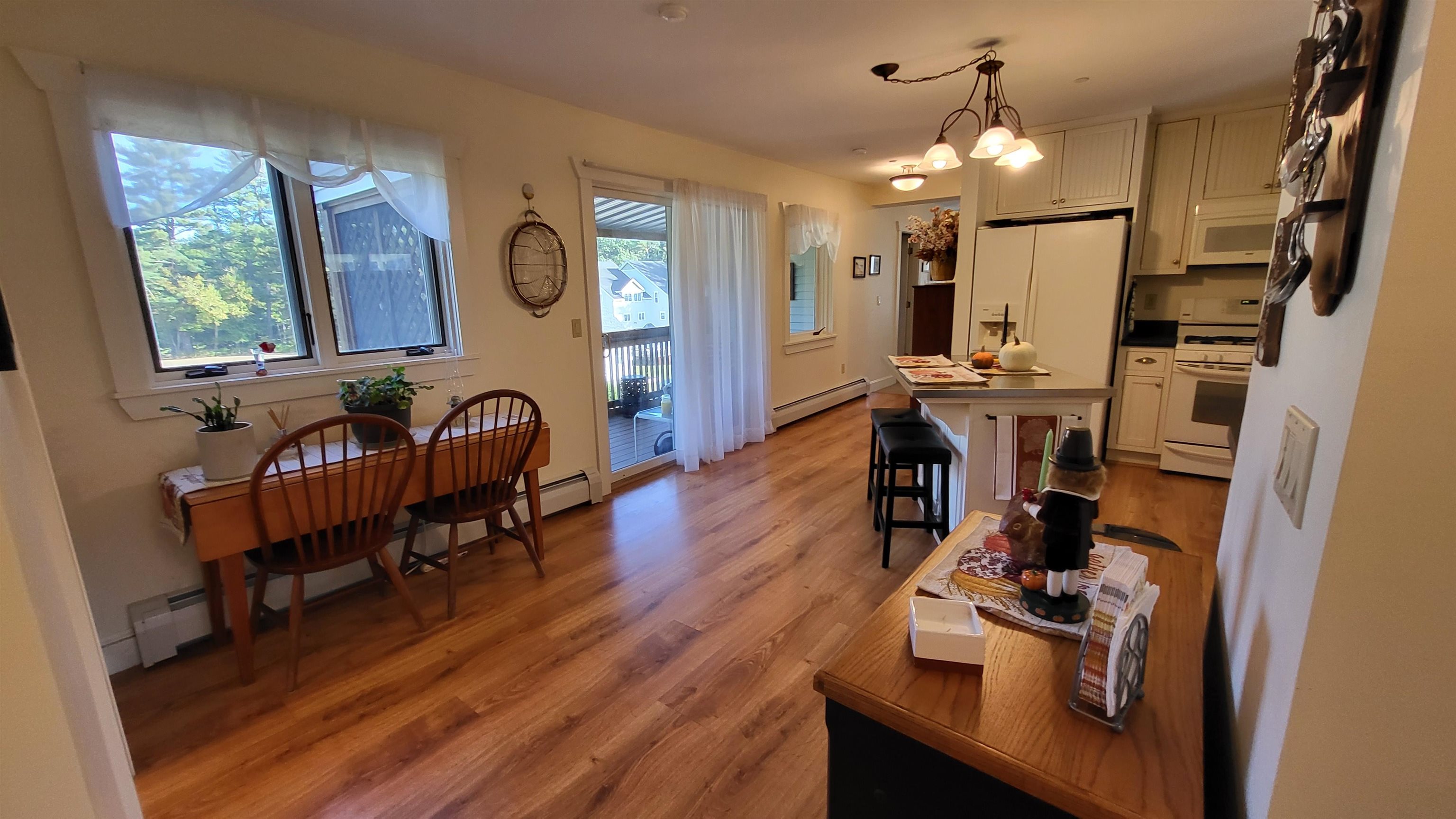 196 East Main Street, Unit 5 (OLD 103) Conway, NH 03818 - Photo 4 of 37