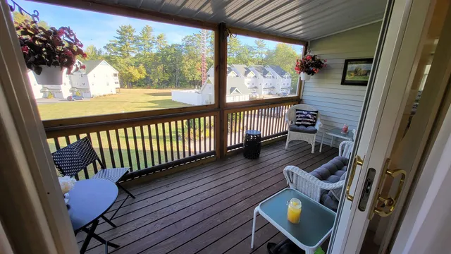 $369,900 | 196 East Main Street, Unit 5 (OLD 103), Conway, NH 03818