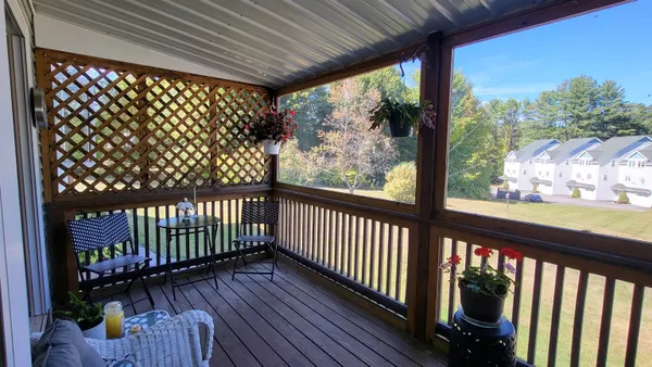 $359,000 | 196 East Main Street, Unit 5 (OLD 103), Conway, NH 03818