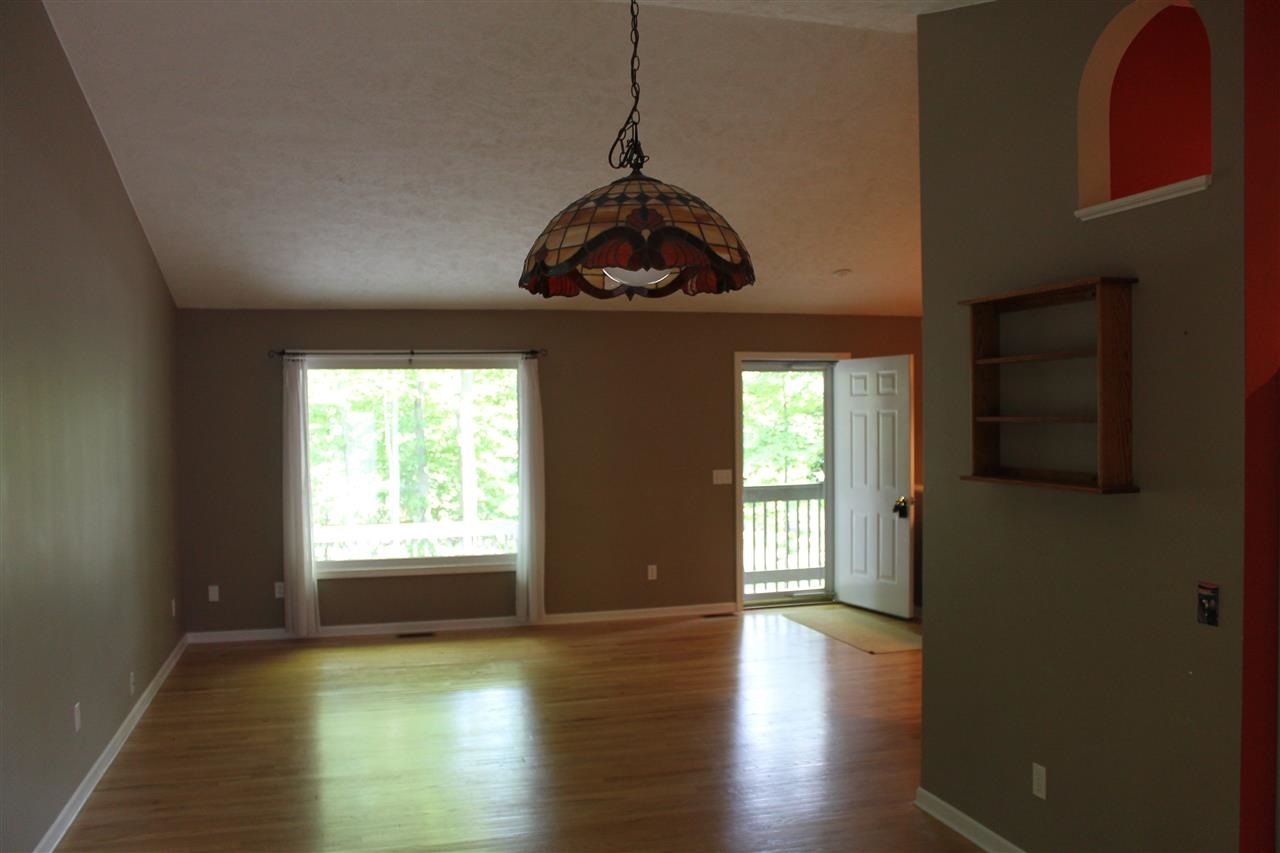 3593 Manchester Road Traverse City, MI 49686 - Photo 13 of 24 1784528-12.JPG