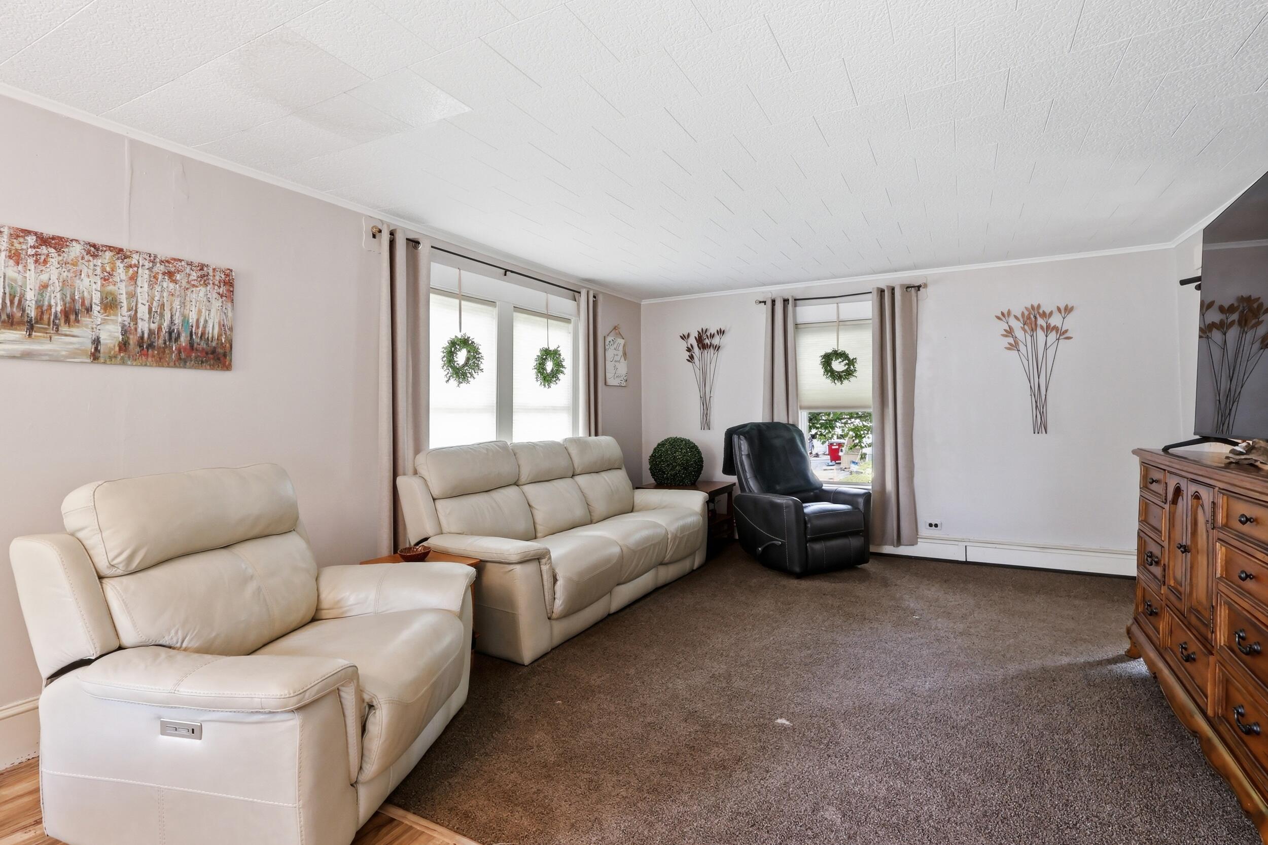 45 Pleasant Street Winthrop, ME 04364 - Photo 10 of 30 13_breauxmediaco_012