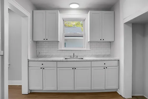 $2,300 | 2135 Dorchester Road, North Charleston, SC 29405