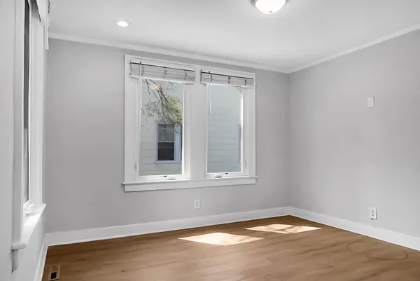 $2,300 | 2135 Dorchester Road, North Charleston, SC 29405