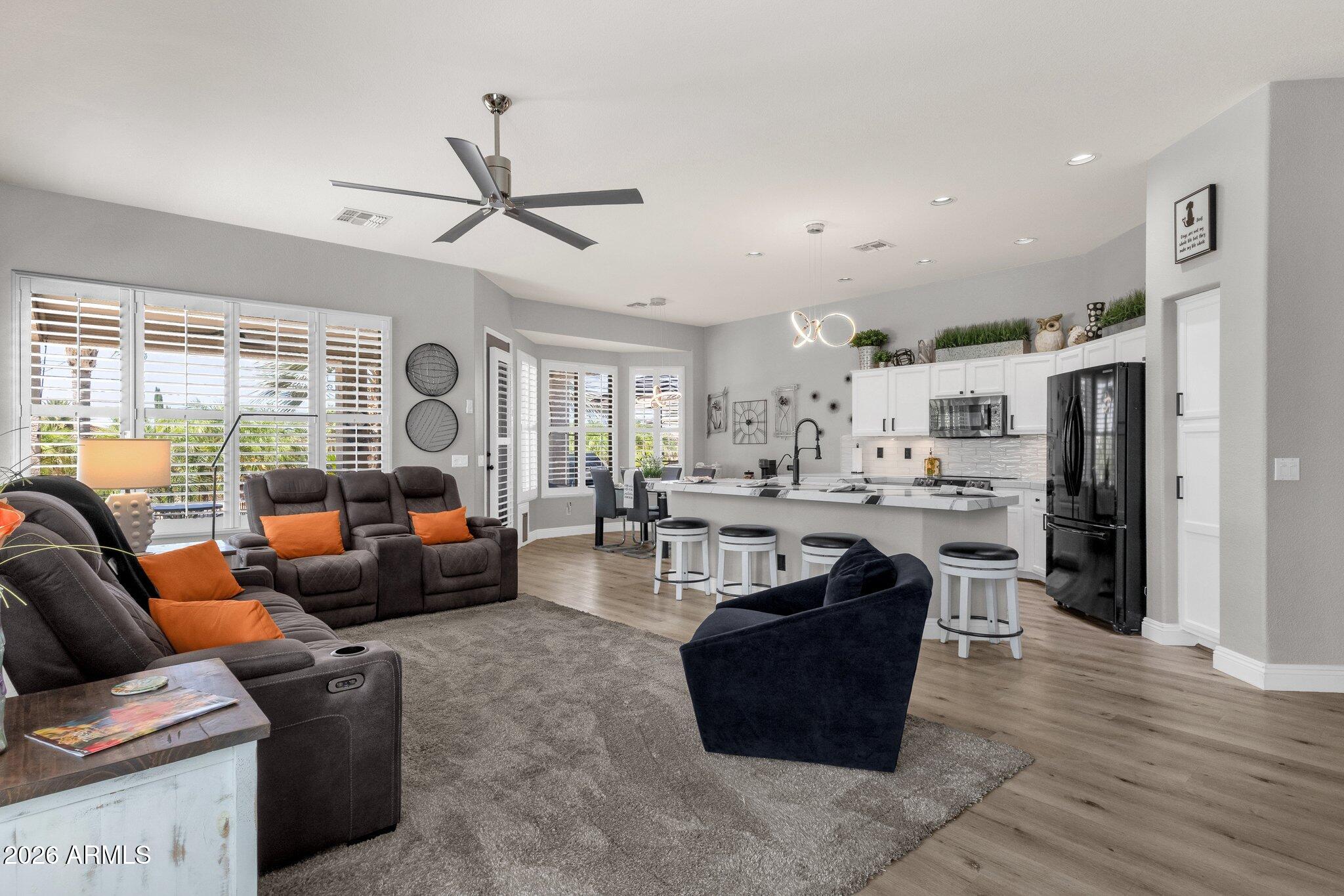 4680 East Nightingale Lane Gilbert, AZ 85298 - Photo 14 of 38 17-web-or-mls-4680-e-nightingale-ln