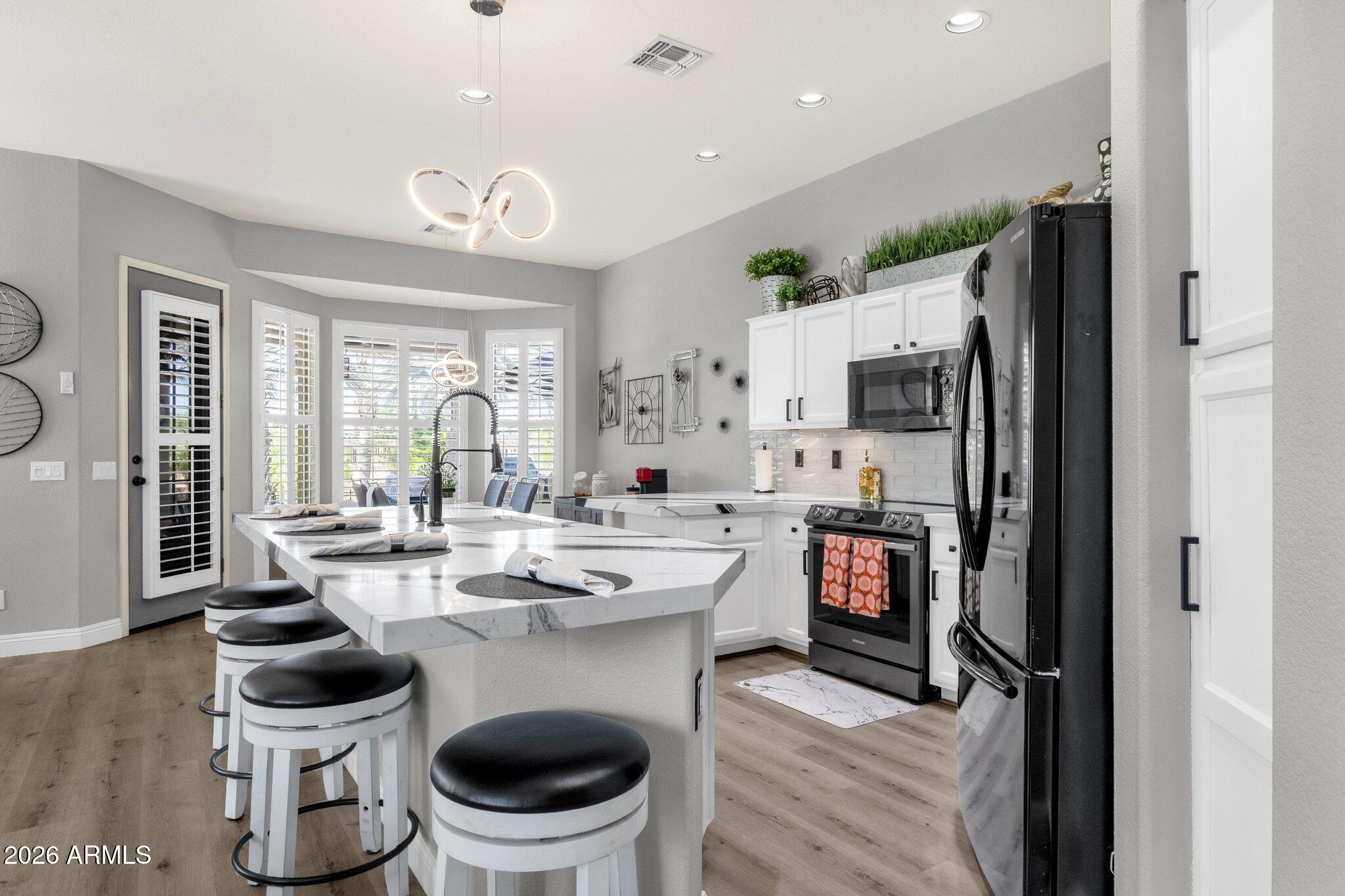 4680 East Nightingale Lane Gilbert, AZ 85298 - Photo 8 of 38 12-web-or-mls-4680-e-nightingale-ln